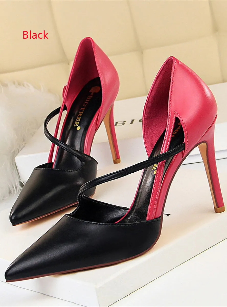 Color Matching Hollow Pointed Shoes