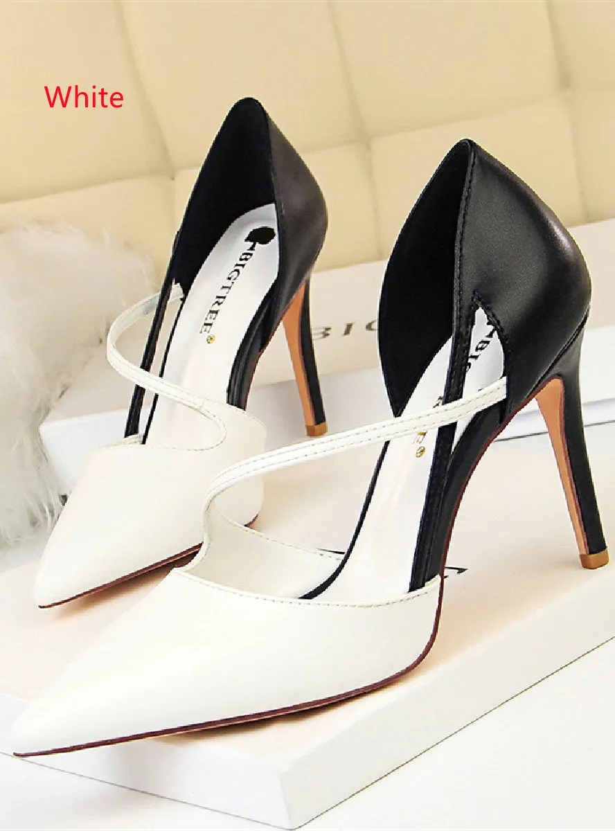 Color Matching Hollow Pointed Shoes