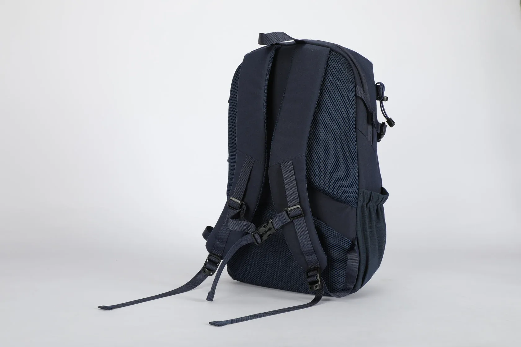 Discovery Adventures Casual Outdoor Backpack 22L