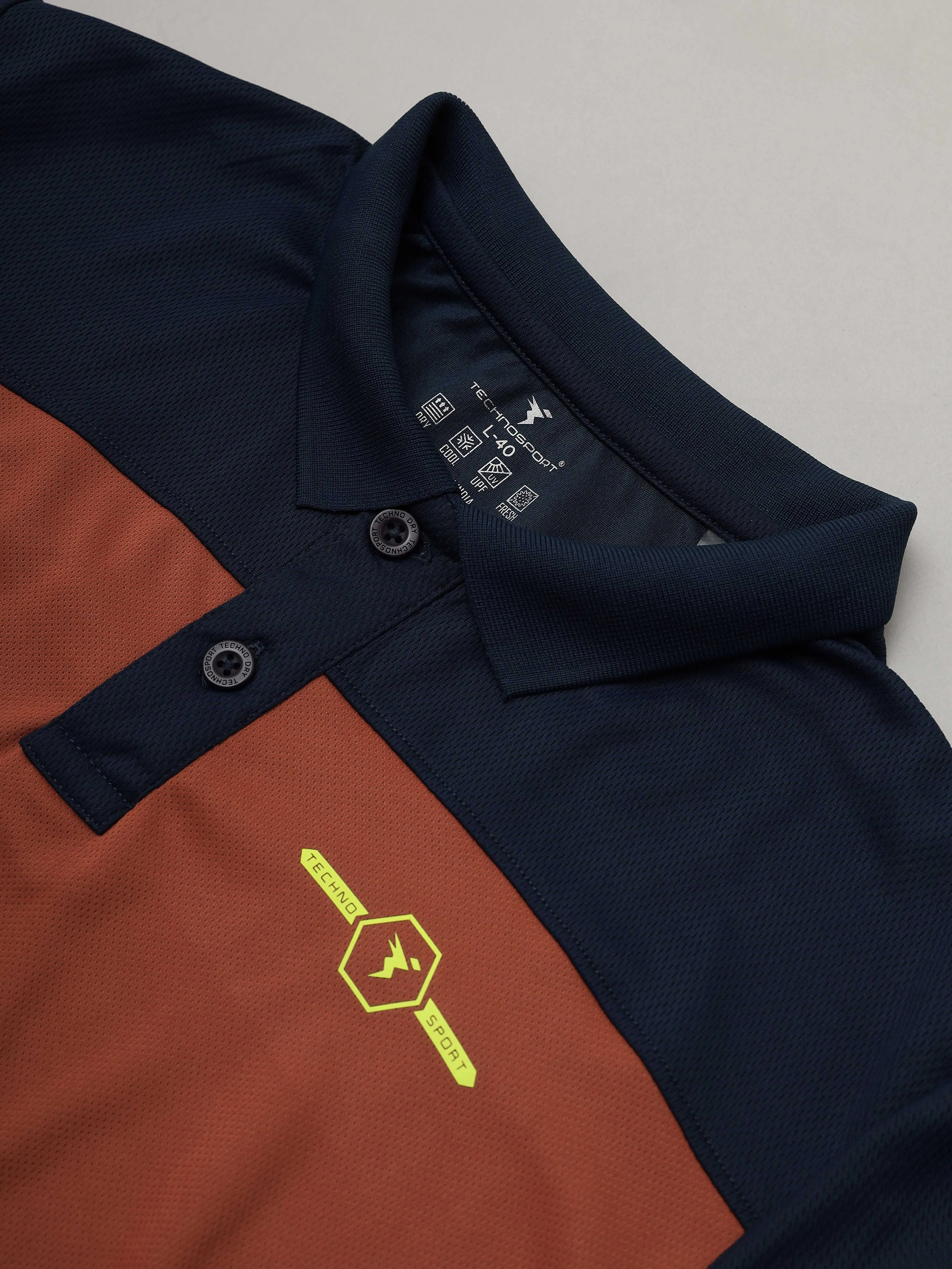 Men Colorblock Relax Fit Polo T-shirt with TECHNO COOL 