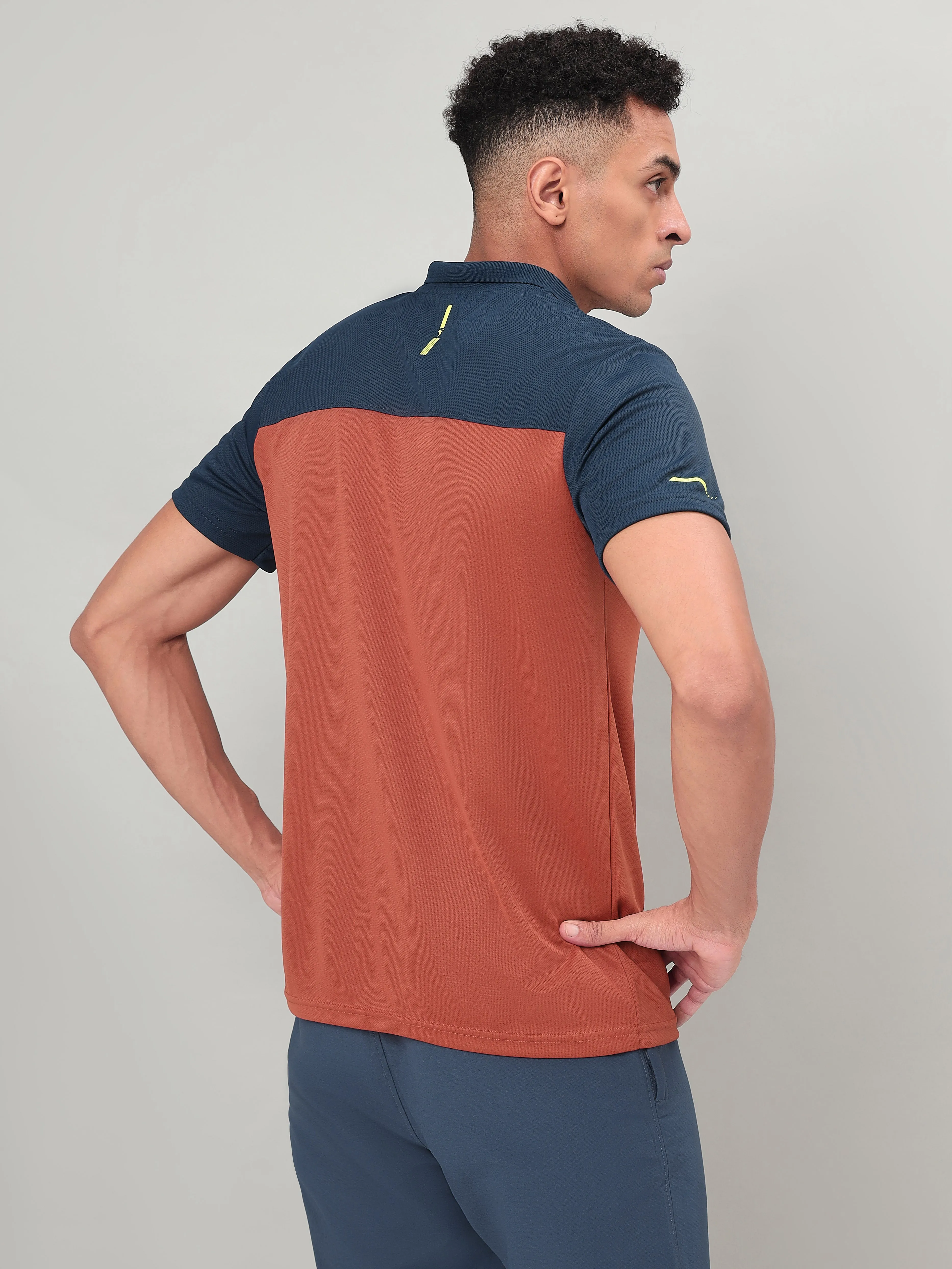 Men Colorblock Relax Fit Polo T-shirt with TECHNO COOL 